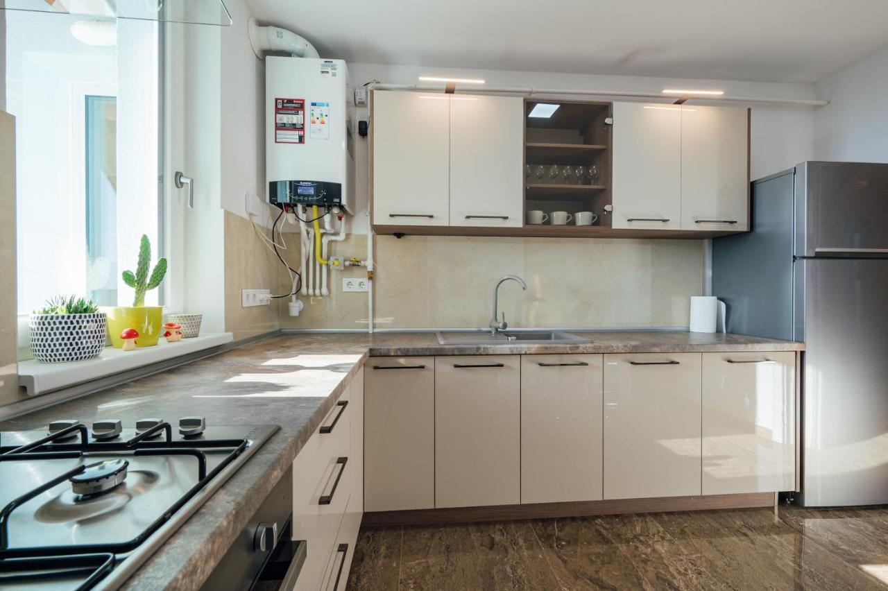 Appartement Skarabeus à Odorheiu Secuiesc Extérieur photo