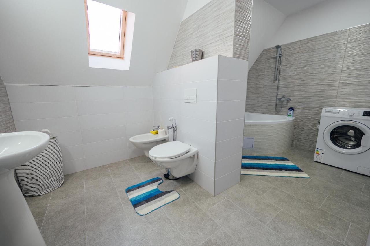 Appartement Skarabeus à Odorheiu Secuiesc Extérieur photo