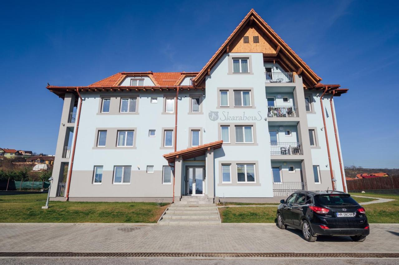 Appartement Skarabeus à Odorheiu Secuiesc Extérieur photo