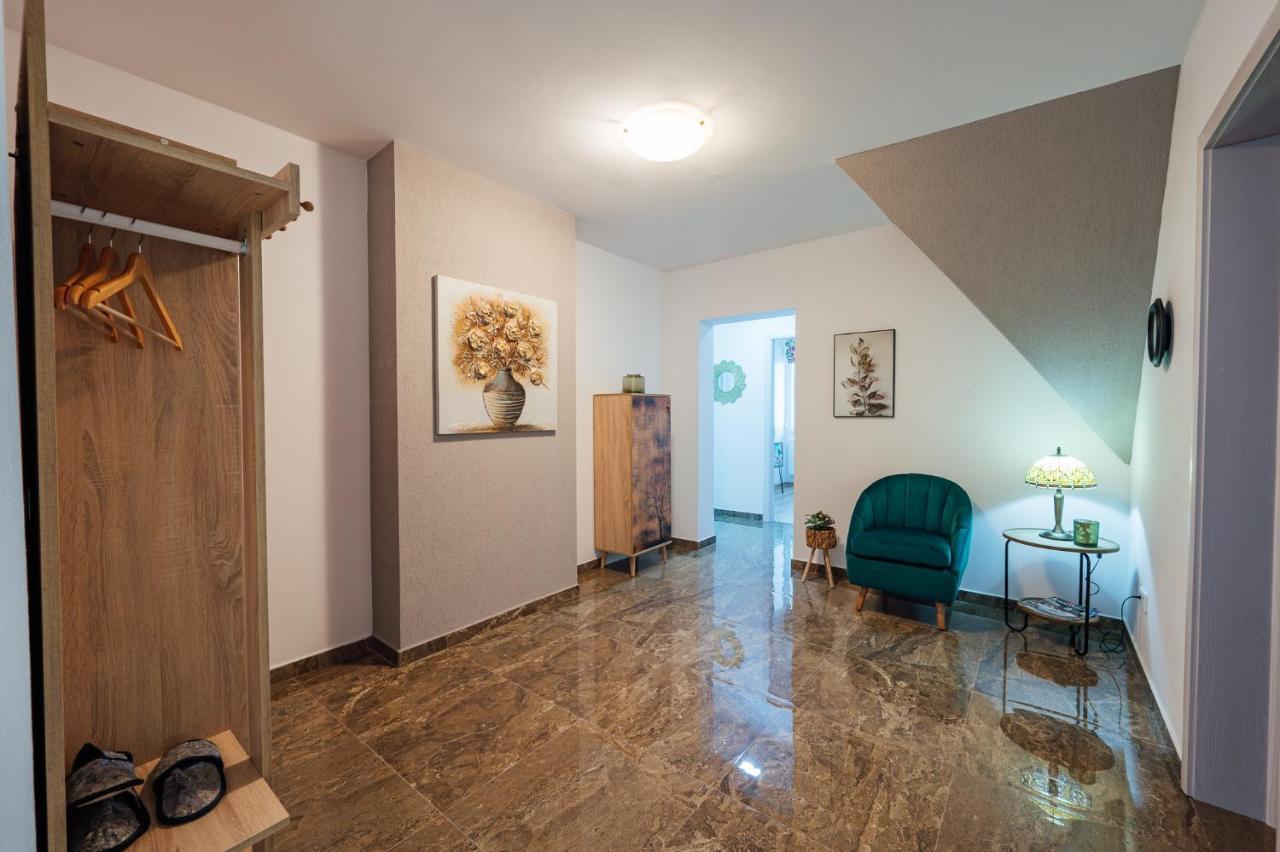 Appartement Skarabeus à Odorheiu Secuiesc Extérieur photo